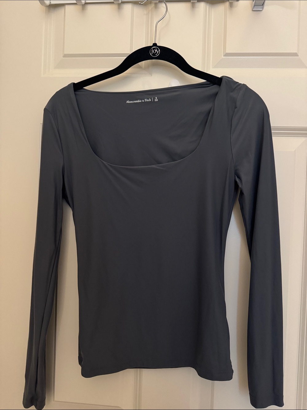 Abercrombie & Fitch Women's Long-Sleeve Scoop Neck Top — Charcoal